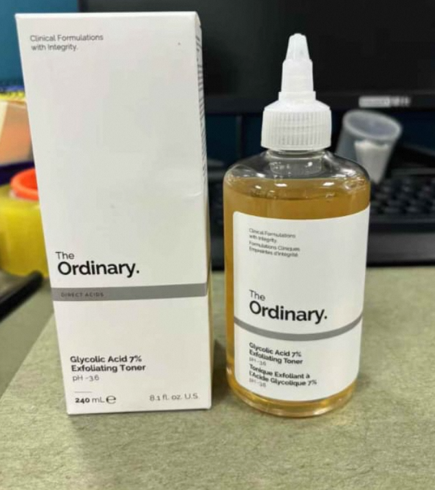 The Glycolic Acid 7% Toning Solution skin glowing skin whitening anti acne serum